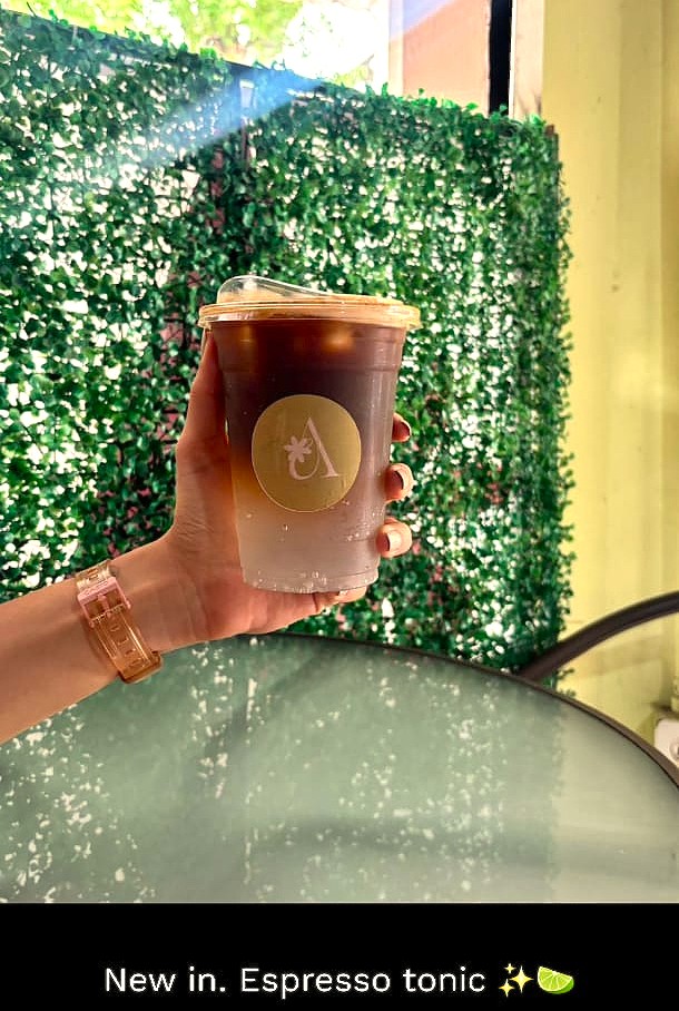 Espresso tonic refrescante