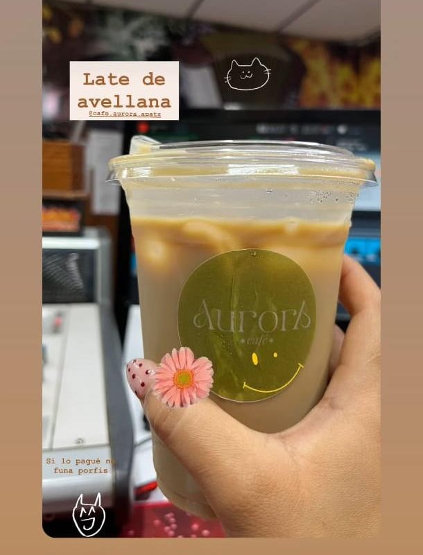 Latte frío helado